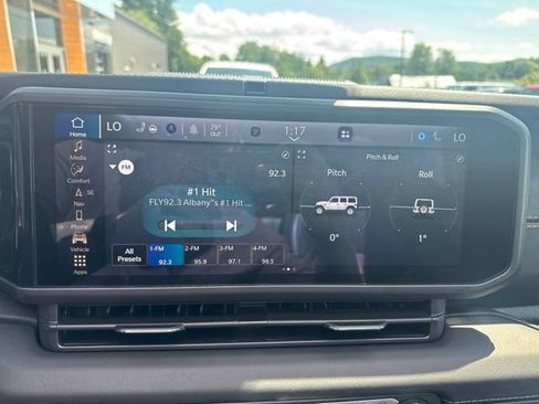 Used 2026 Jeep Wrangler Unlimited Sahara w/ Safety Group AWD/4WD image 19