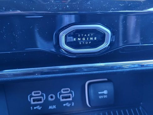 New 2026 Jeep Grand Cherokee Altitude image 20