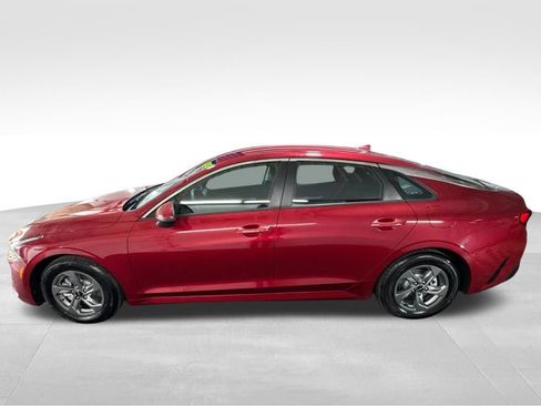 Used 2022 Kia K5 LXS FWD image 8