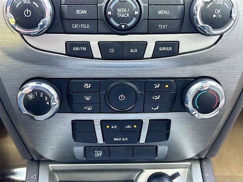 Used 2012 Ford Fusion SE image 15