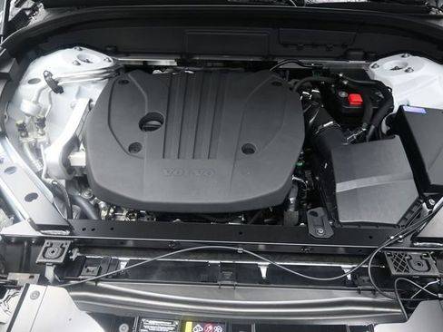 Used 2026 Volvo XC60 B5 Ultra w/ Protection Package Premier image 32