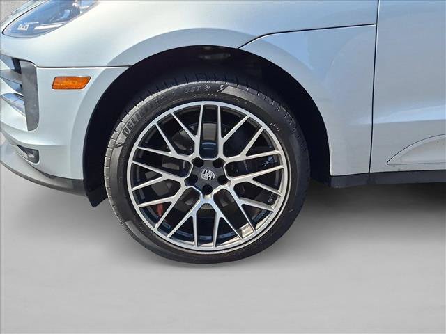 Used 2020 Porsche Macan AWD/4WD image 25