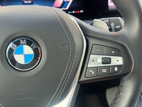 Used 2025 BMW X5 sDrive40i w/ Climate Comfort Package RWD image 24