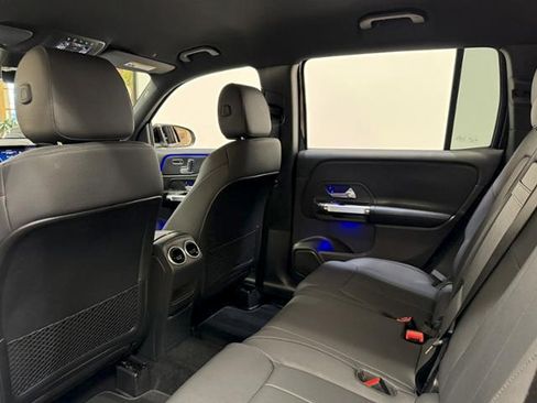 Used 2025 Mercedes-Benz GLB 250 image 18