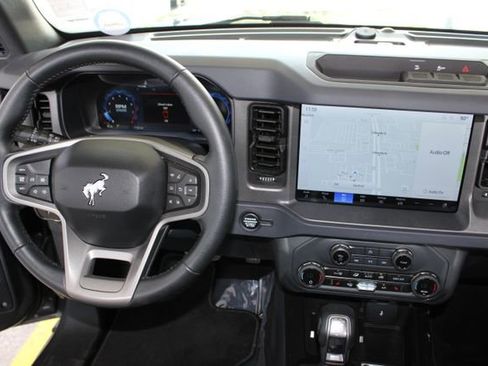 Used 2025 Ford Bronco Big Bend image 27
