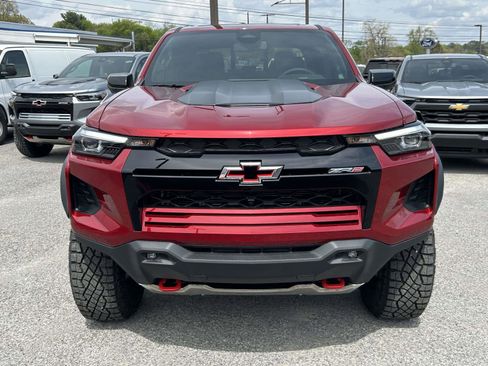 New 2026 Chevrolet Colorado ZR2 w/ Technology Package AWD/4WD image 8