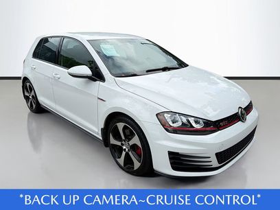 Used 2017 Volkswagen GTI SE