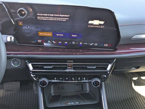 New 2026 Chevrolet Traverse RS w/ LPO, Floor Liner Package image 18