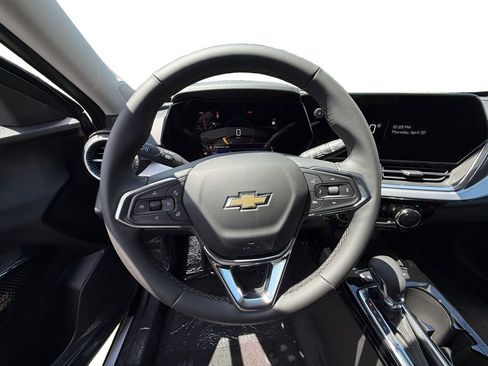 New 2026 Chevrolet Trax LT FWD image 12