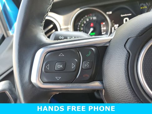 Used 2022 Jeep Wrangler Unlimited Sahara image 13