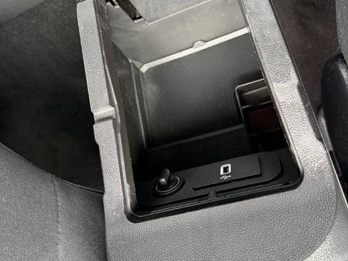 Used 2019 Ford Mustang Coupe w/ Equipment Group 101A RWD image 25