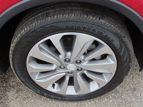 Used 2020 Buick Encore Preferred image 11