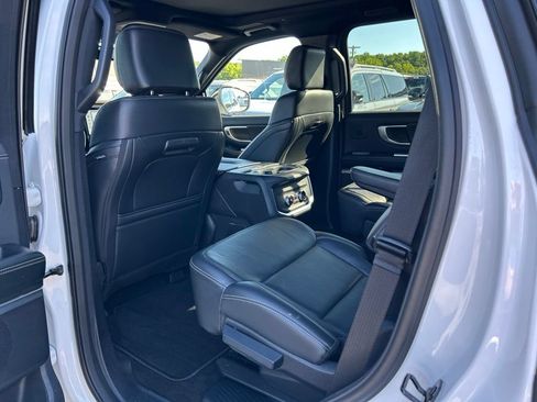 Used 2025 Ford Expedition Platinum w/ Stealth Performance Package AWD/4WD image 33