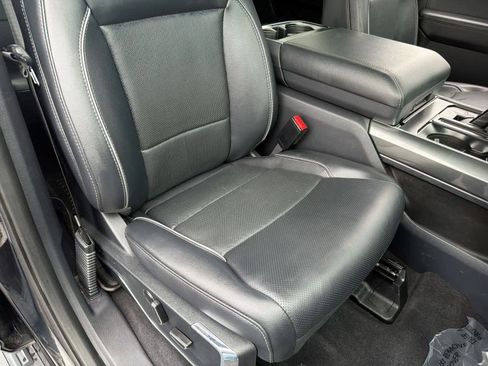 Used 2023 Ford F150 Lariat w/ Equipment Group 502A High image 24