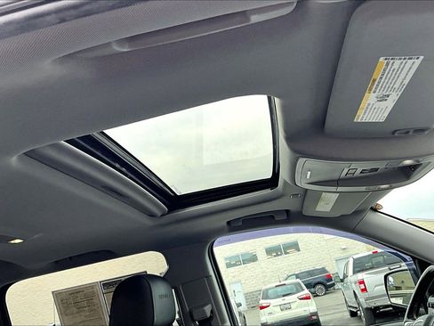 Used 2018 GMC Sierra 1500 Denali w/ Denali Ultimate Package image 17