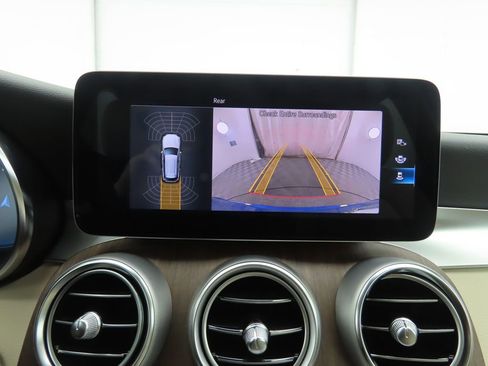 Certified 2022 Mercedes-Benz GLC 300 image 15
