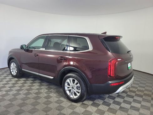 Used 2020 Kia Telluride LX FWD image 3