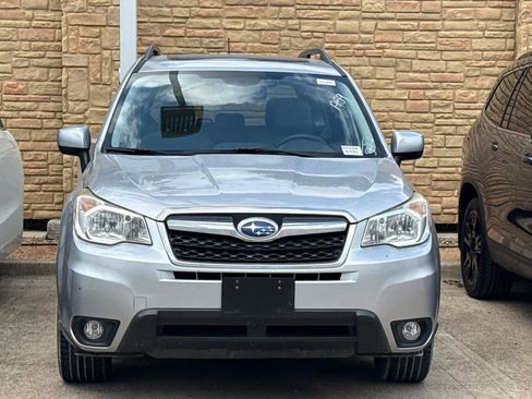 Used 2015 Subaru Forester 2.5i Limited AWD/4WD image 2