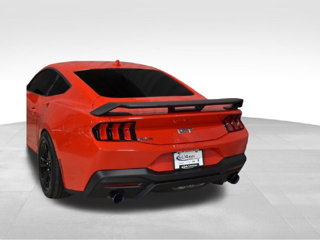 Used 2024 Ford Mustang GT RWD image 9