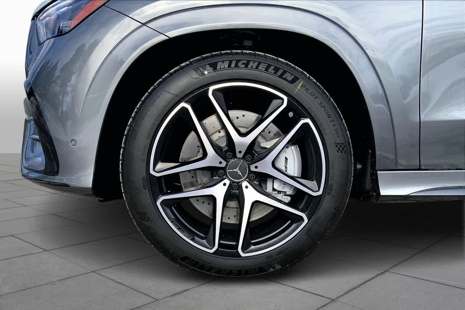 New 2026 Mercedes-Benz GLE 53 AMG 4MATIC image 15