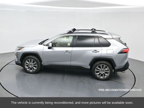 Used 2023 Toyota RAV4 XLE Premium image 61