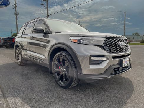 Used 2023 Ford Explorer ST w/ Equipment Group 401A AWD/4WD image 9