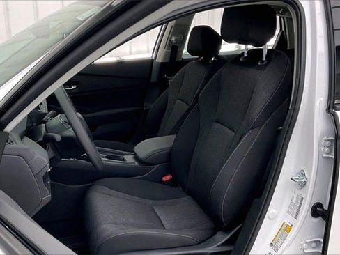 Certified 2025 Honda Accord SE image 8