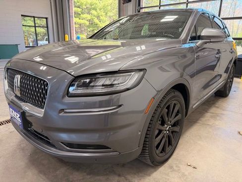Used 2022 Lincoln Nautilus Reserve AWD/4WD image 4