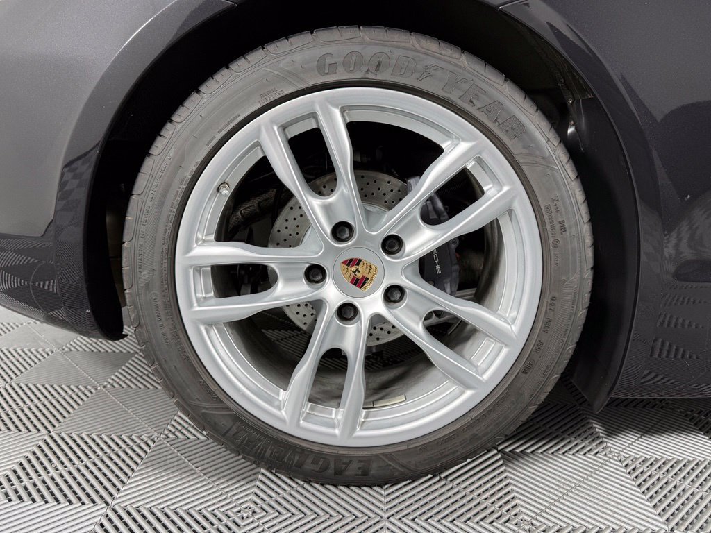 Used 2013 Porsche Boxster RWD image 17