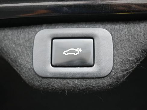 Used 2019 Lexus ES 350 Ultra Luxury w/ Accessory Package 2 FWD image 18