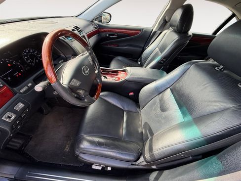 Used 2008 Lexus LS 460 RWD image 10