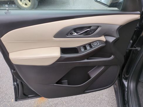 Certified 2023 Chevrolet Traverse LS w/ Safety Package image 21