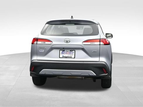 Used 2023 Toyota Corolla Cross L AWD/4WD image 4