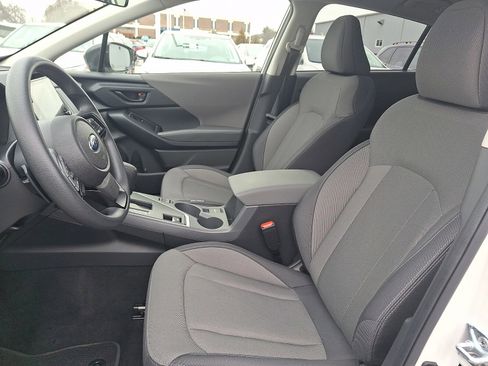 Used 2025 Subaru Crosstrek 2.0i Premium image 13