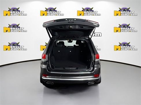 Used 2018 Jeep Grand Cherokee Summit image 27