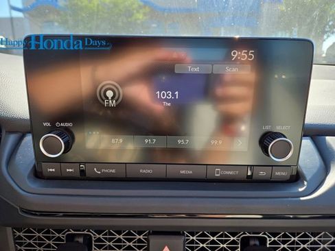New 2025 Honda Accord SE image 31