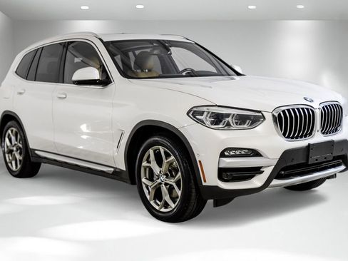 Used 2021 BMW X3 xDrive30e w/ Premium Package image 8