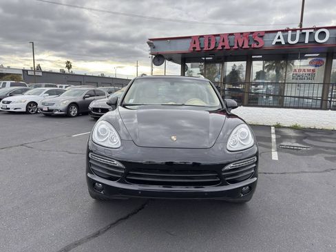 Used 2014 Porsche Cayenne S AWD/4WD image 8