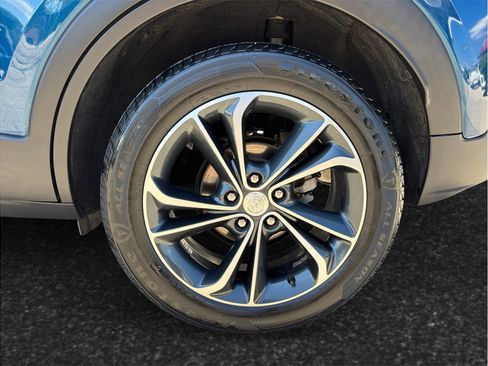 Used 2021 Buick Encore GX Select image 14