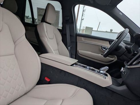 New 2026 Volvo XC90 T8 Plus w/ Protection Package AWD/4WD image 14