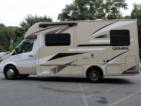 Used 2016 Mercedes-Benz Sprinter 3500 w/ Swivel Seat Package image 22