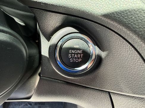 Used 2019 Subaru Ascent Premium AWD/4WD image 18