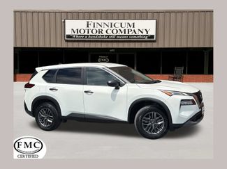 Used 2023 Nissan Rogue S AWD/4WD video 1