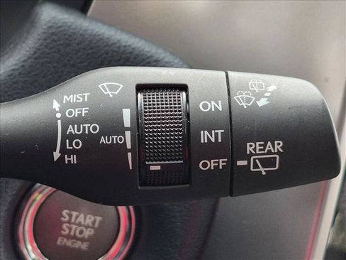 Used 2023 Lexus GX 460 Premium w/ Accessory Package AWD/4WD image 13