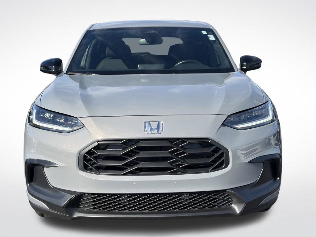 Used 2025 Honda HR-V Sport image 3