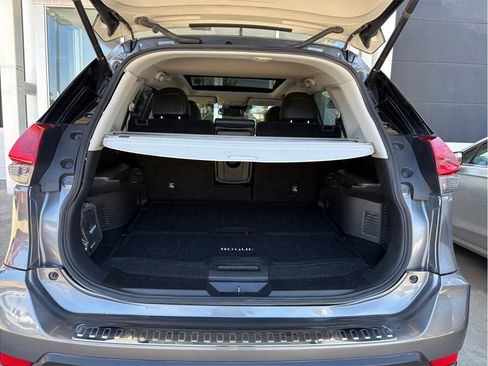 Used 2018 Nissan Rogue SL w/ Premium Package FWD image 27