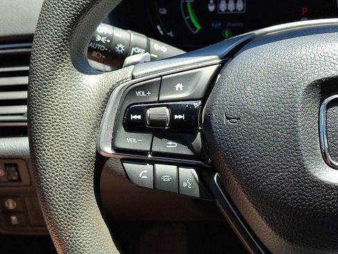 Used 2021 Honda Accord EX image 21