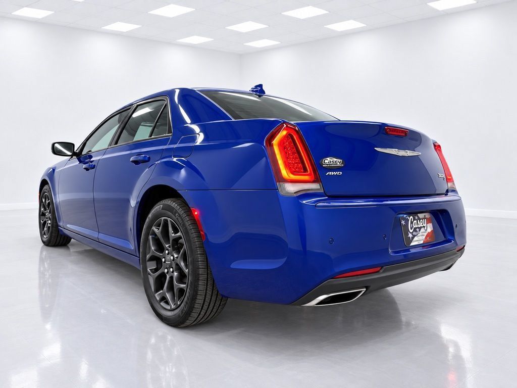 Used 2019 Chrysler 300 S w/ 300S Premium Group 2 AWD/4WD image 13