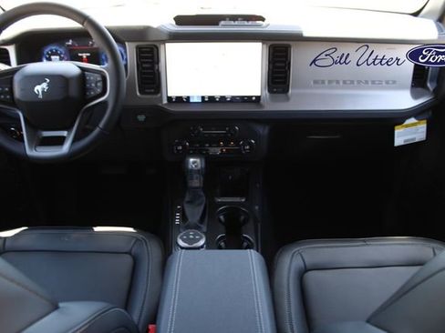 New 2026 Ford Bronco Outer Banks AWD/4WD image 13