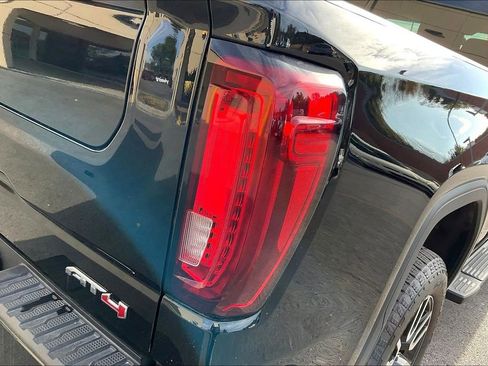 Used 2021 GMC Sierra 1500 AT4 image 39